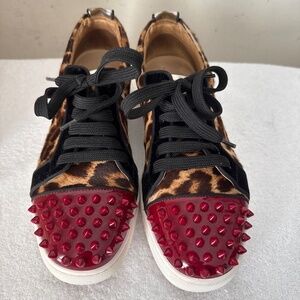 Pre-loved Christian Louboutin Louis Sneakers Size 39.9